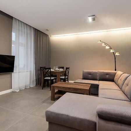 גליביצ'ה Apartament Platynowy - Centrum Gliwic Z Parkingiem מראה חיצוני תמונה