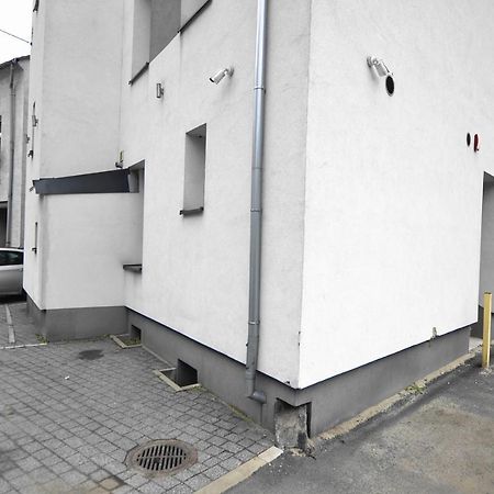 גליביצ'ה Apartament Platynowy - Centrum Gliwic Z Parkingiem מראה חיצוני תמונה