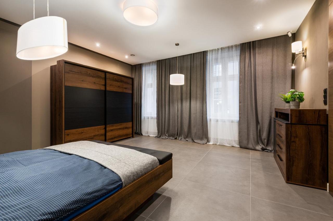 גליביצ'ה Apartament Platynowy - Centrum Gliwic Z Parkingiem מראה חיצוני תמונה